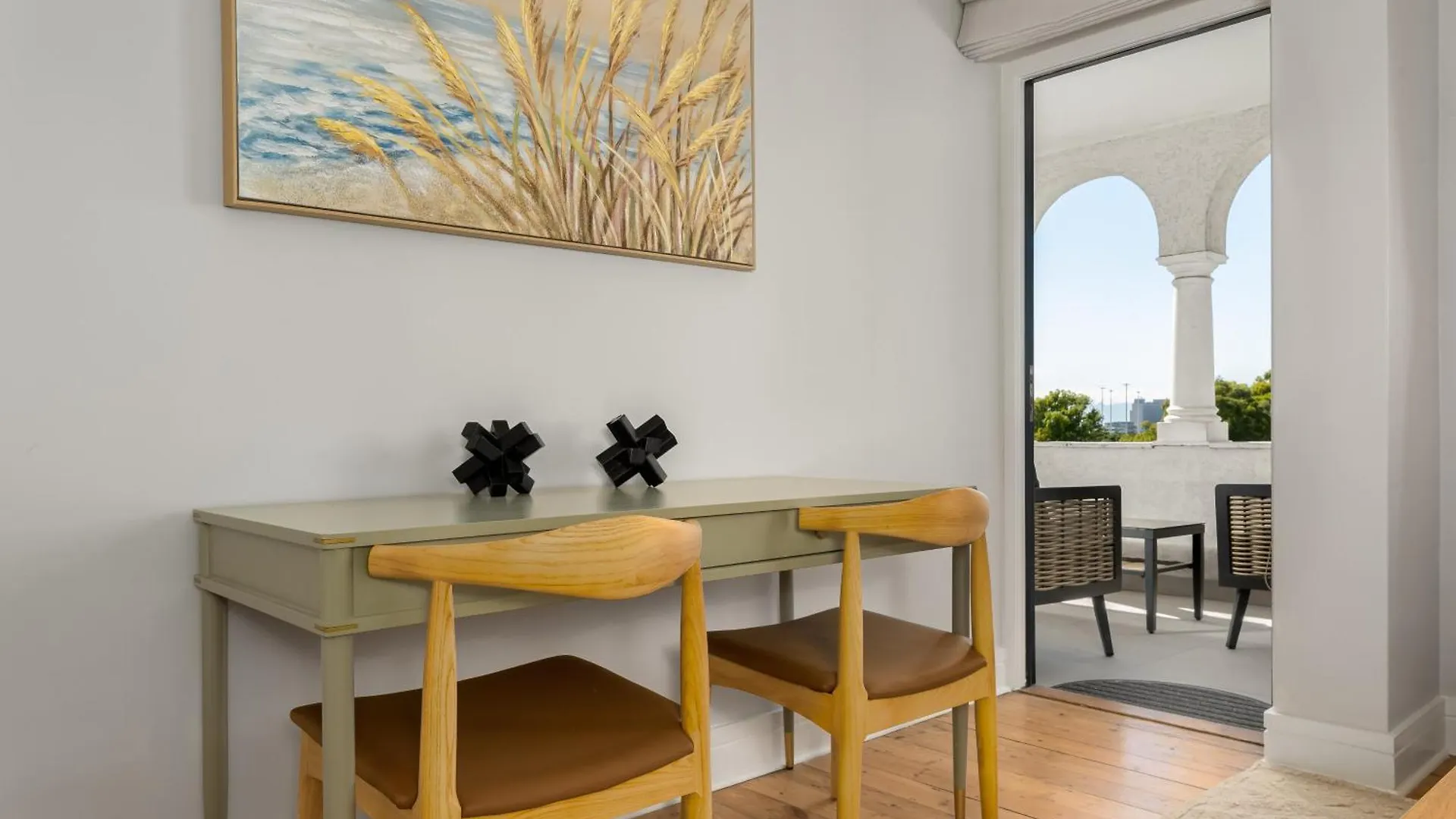 Warwick Mansions 12 Apartment Cape Town