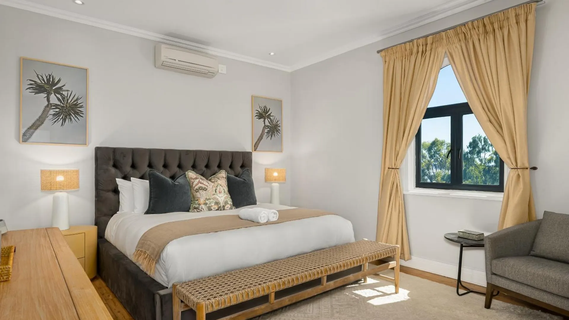 Warwick Mansions 12 Apartment Cape Town