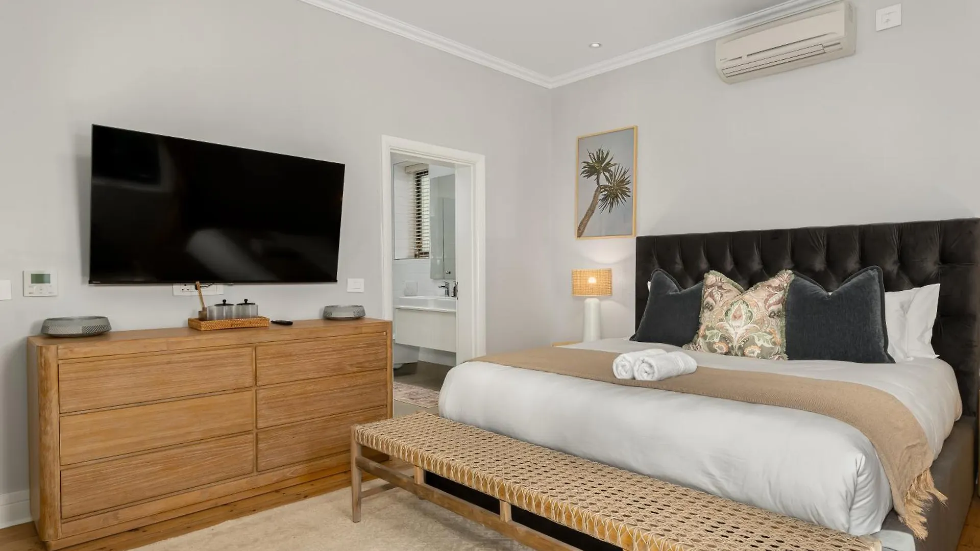 Warwick Mansions 12 Apartment Cape Town